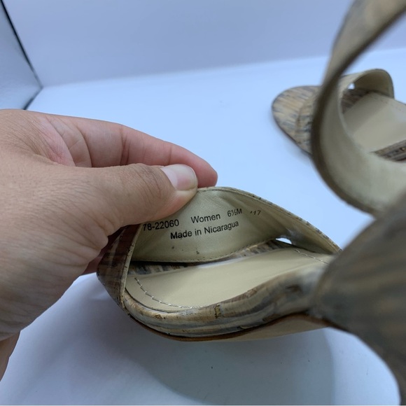 Johnston & Murphy Deena Multi Bleached Cork Ankle Strap Heels, Size 6.5M - Picture 7 of 8